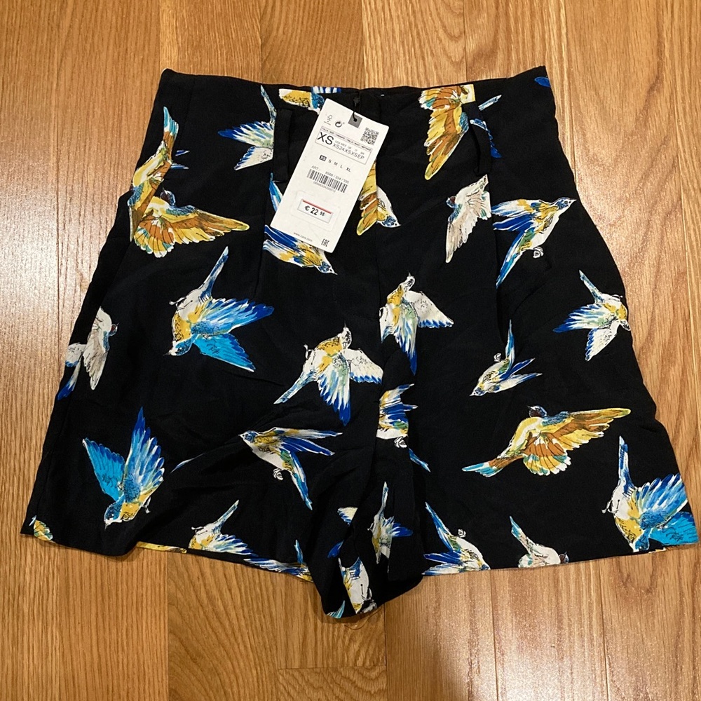 Zara Black High-Waist Shorts with Blue and Yellow Bird Print
